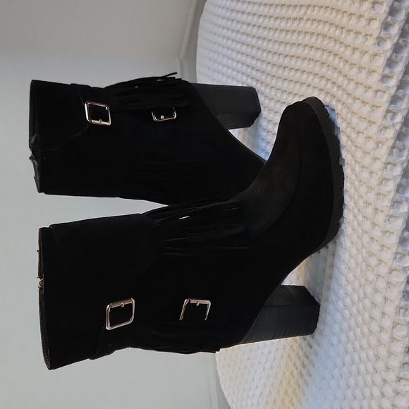 Womans Bucco Fringe Boots - Picture 13 of 15